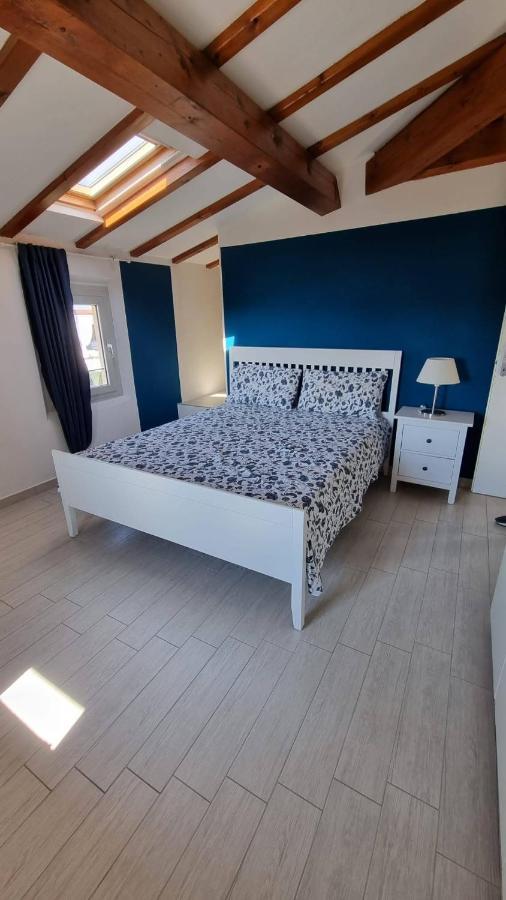 Appartement Casa Elsa à Torri Del Benaco Extérieur photo